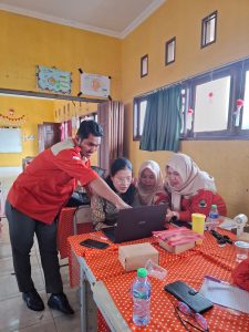 Guru SDN 008 Loa Janan Ilir Perkuat Implementasi Sekolah Ramah Anak Melalui Pelatihan Berbasis AI