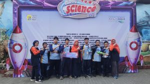 SMP Negeri 2 Singosari Meraih Juara 1 Kompetisi Roket Air Happy Science 2025